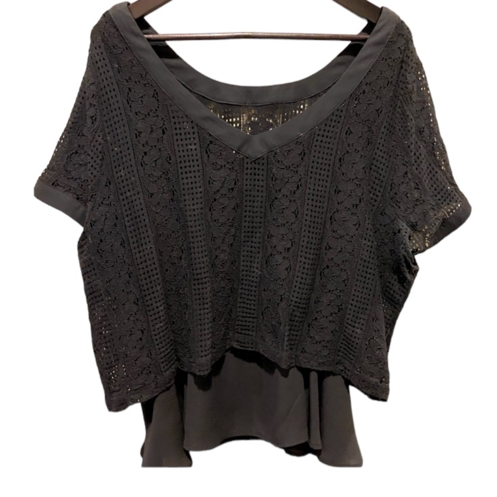 Ladies 2 piece black lace top with button in sheer tank top that is detachable